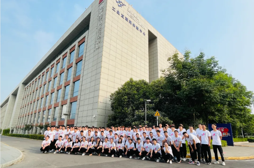 嘀～萌新卡丨美林?jǐn)?shù)據(jù)2021屆畢業(yè)生前來報(bào)到